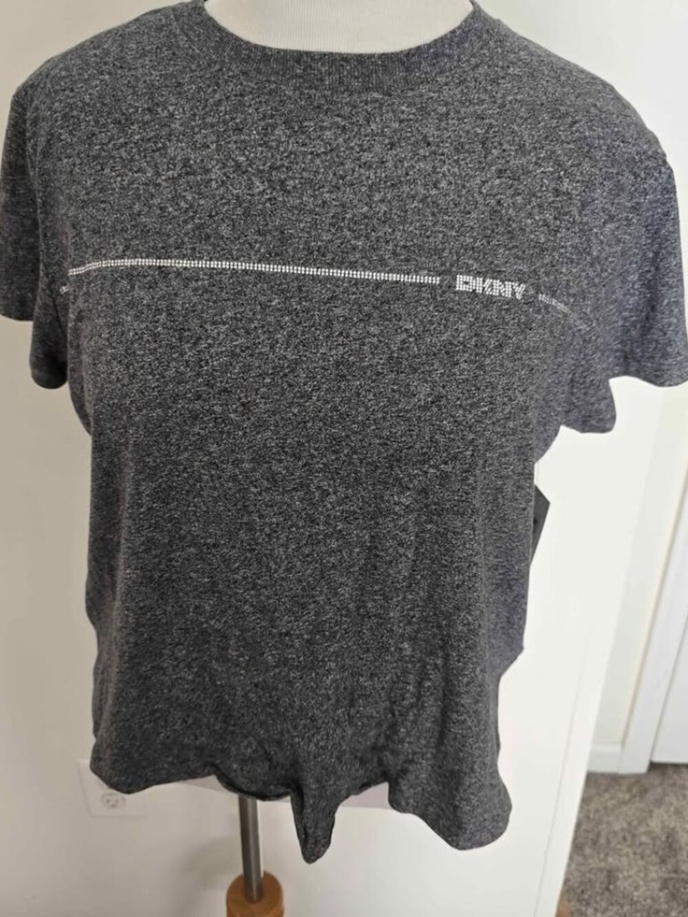 NWT DKNY Dark Grey T-Shirt Size Large